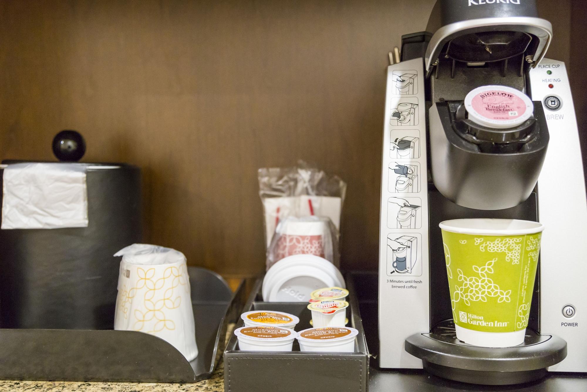 Hilton Garden Inn Плимут Экстерьер фото