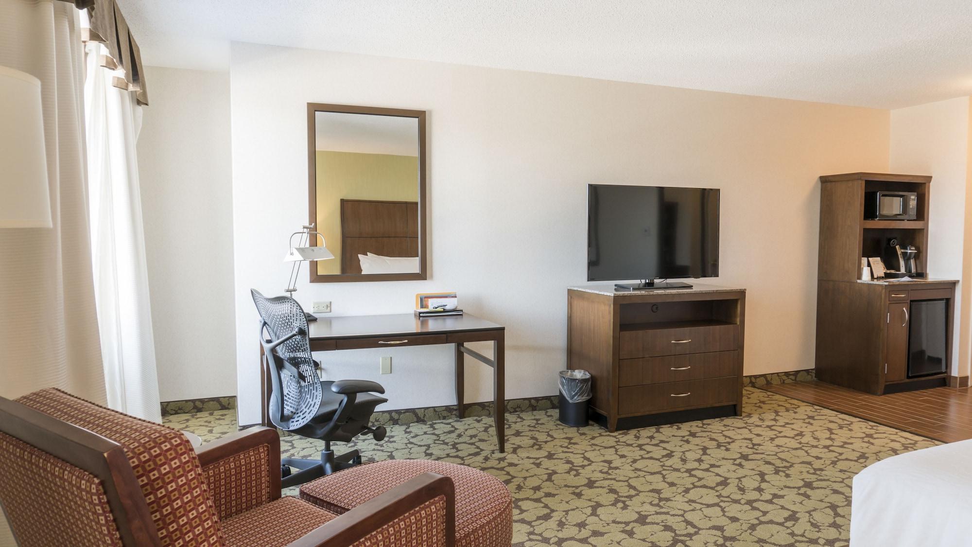 Hilton Garden Inn Плимут Экстерьер фото