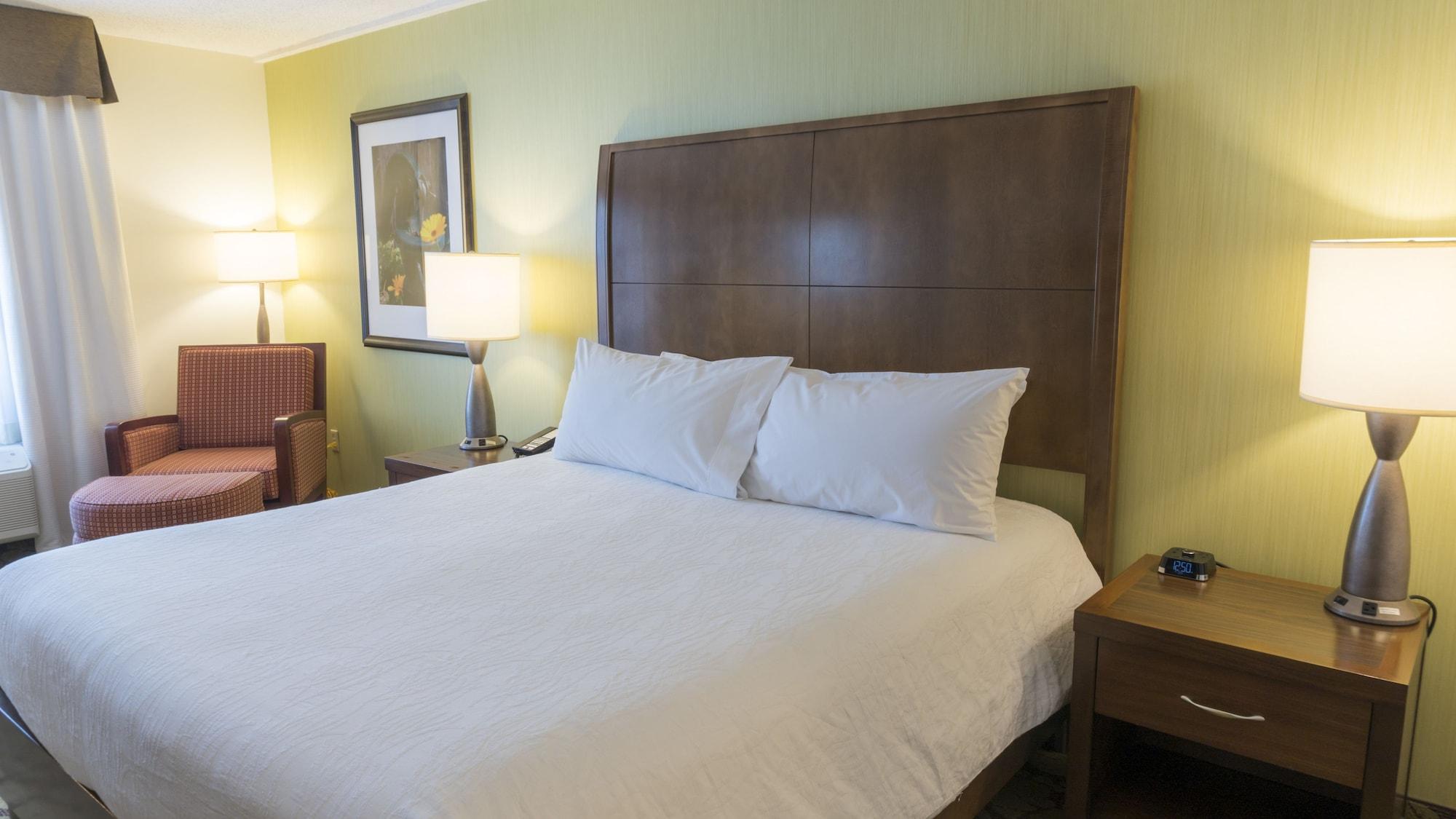Hilton Garden Inn Плимут Экстерьер фото