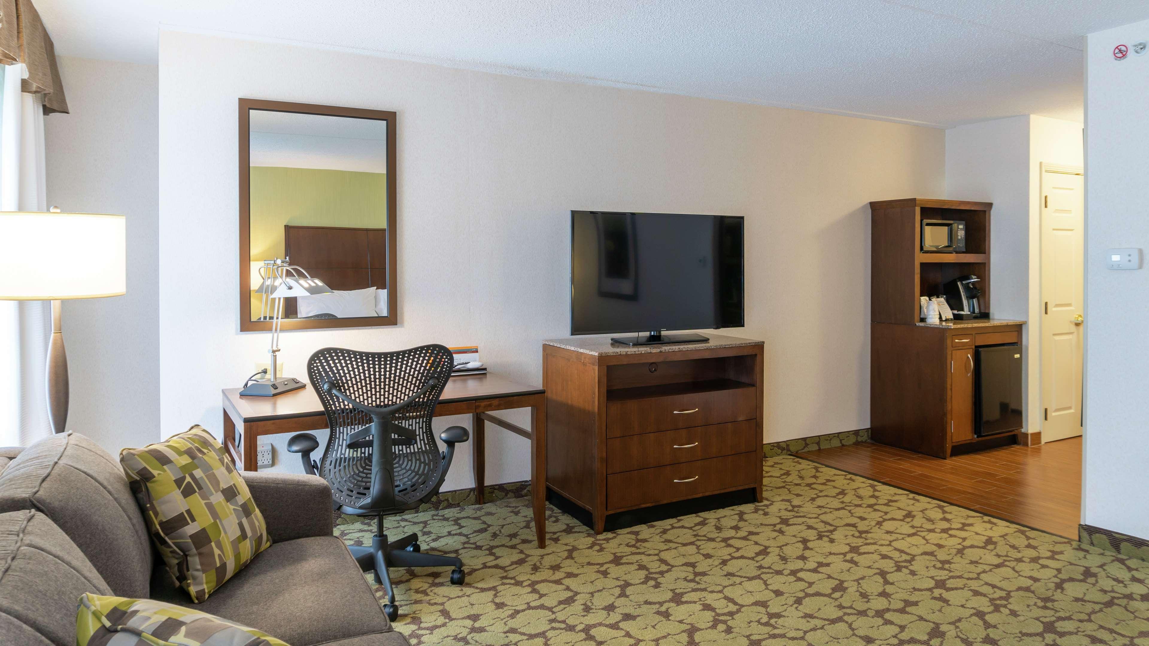 Hilton Garden Inn Плимут Экстерьер фото