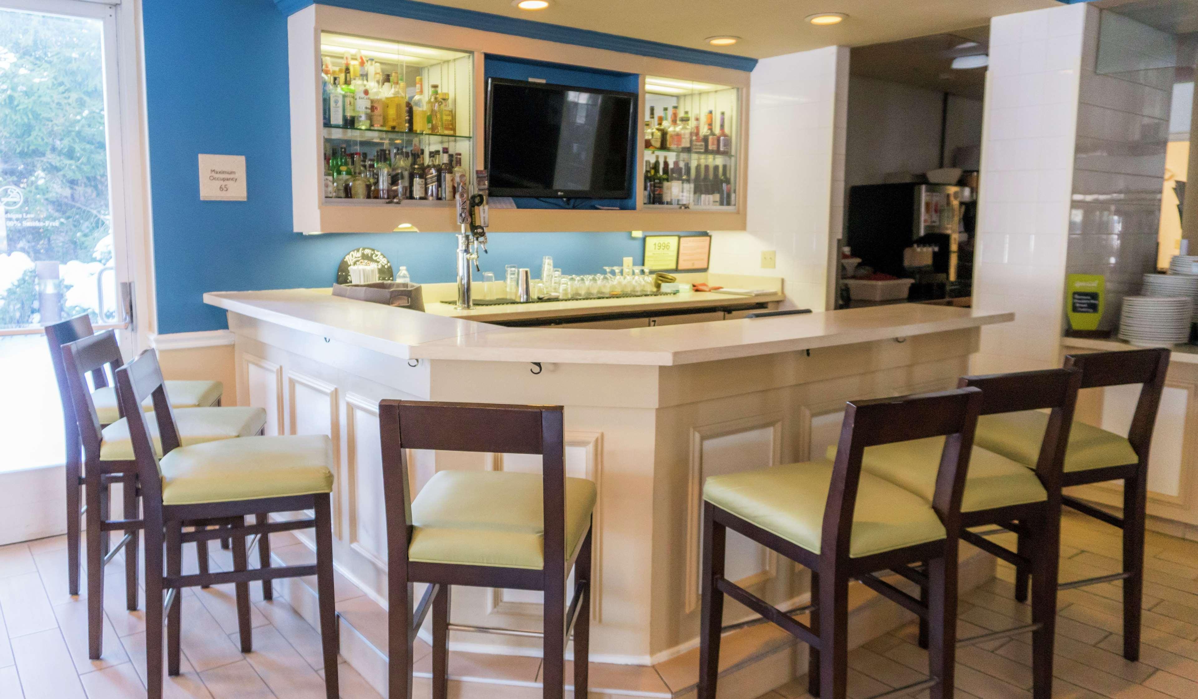 Hilton Garden Inn Плимут Экстерьер фото