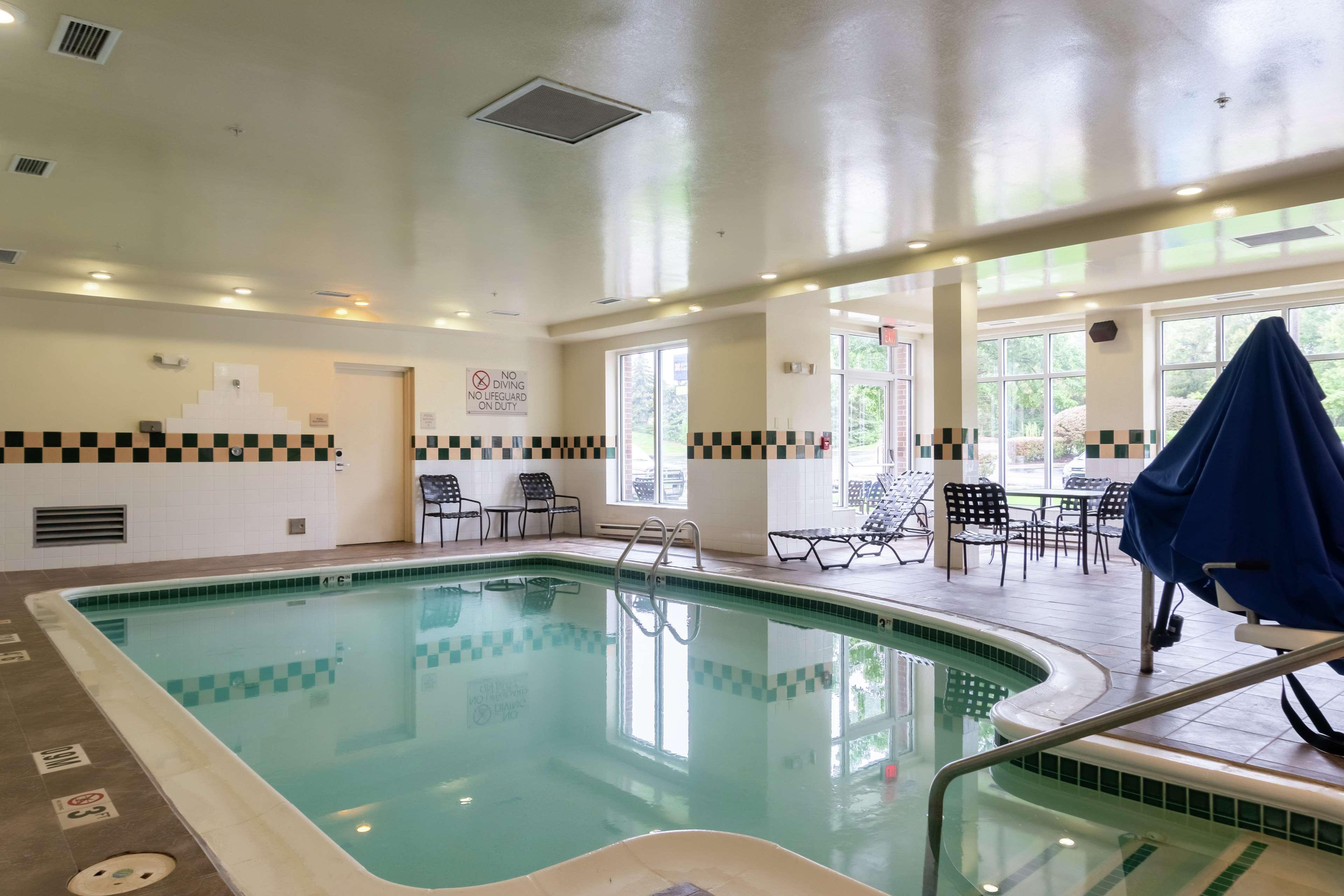 Hilton Garden Inn Плимут Экстерьер фото
