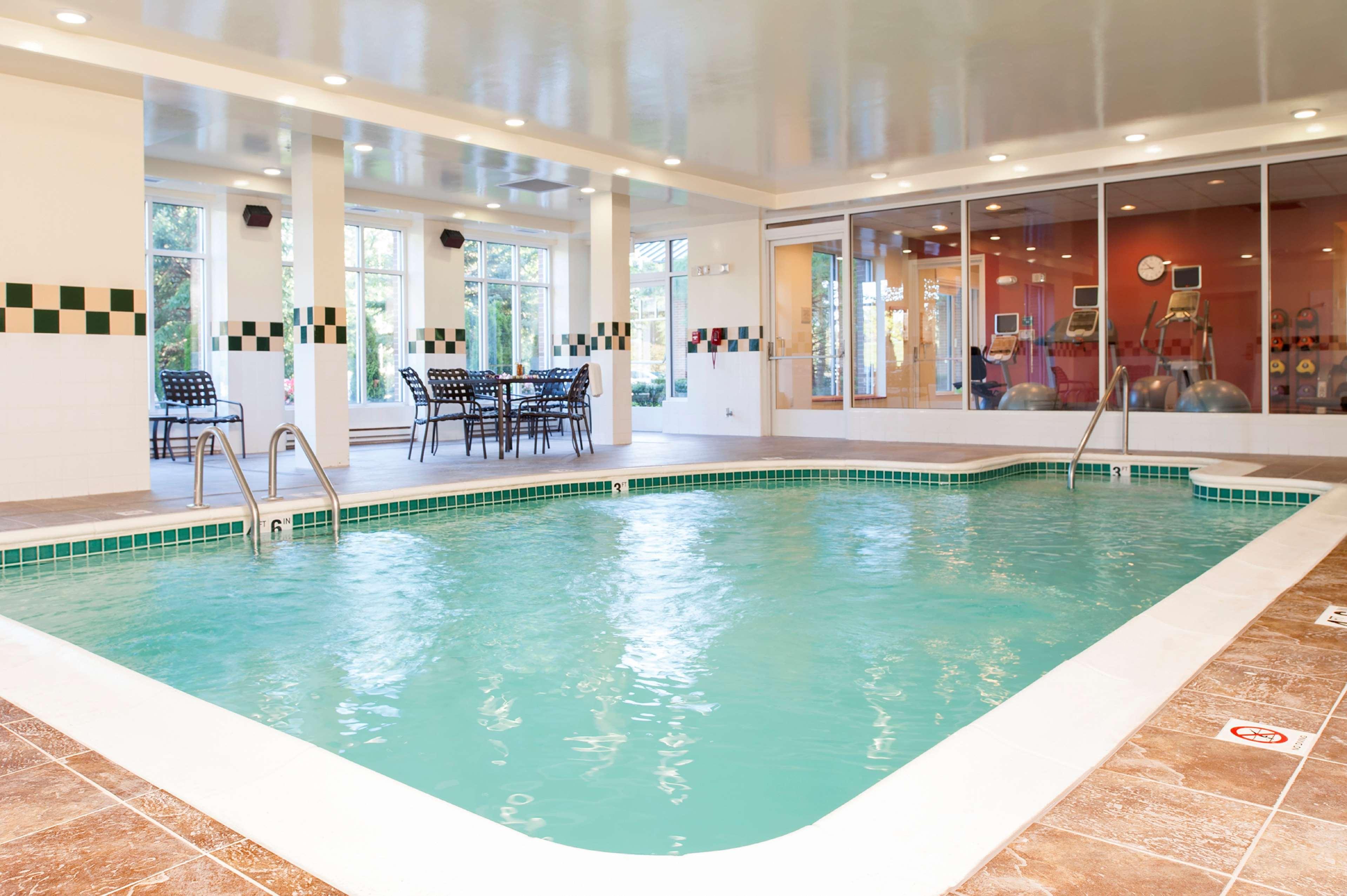 Hilton Garden Inn Плимут Экстерьер фото