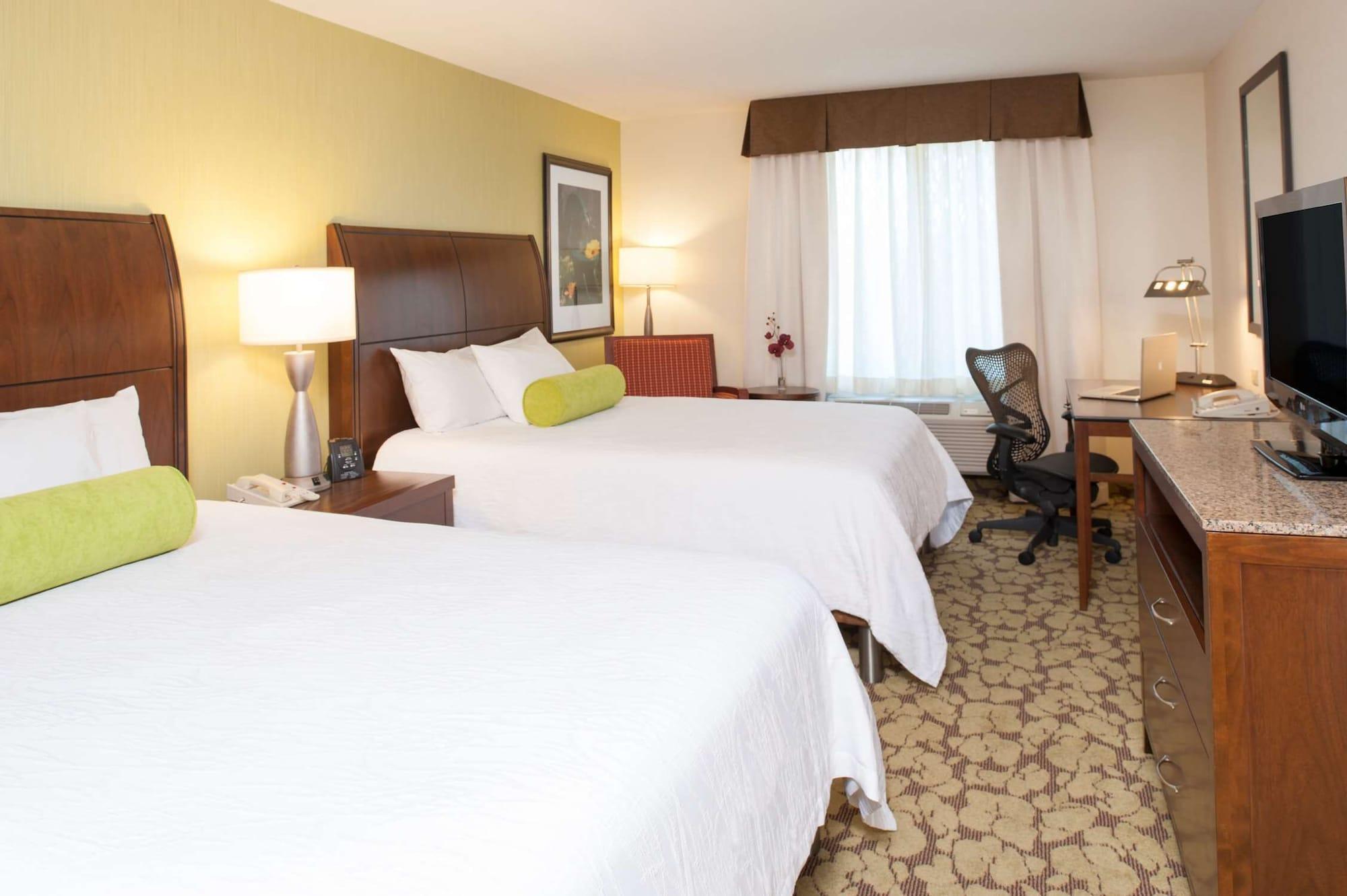 Hilton Garden Inn Плимут Экстерьер фото